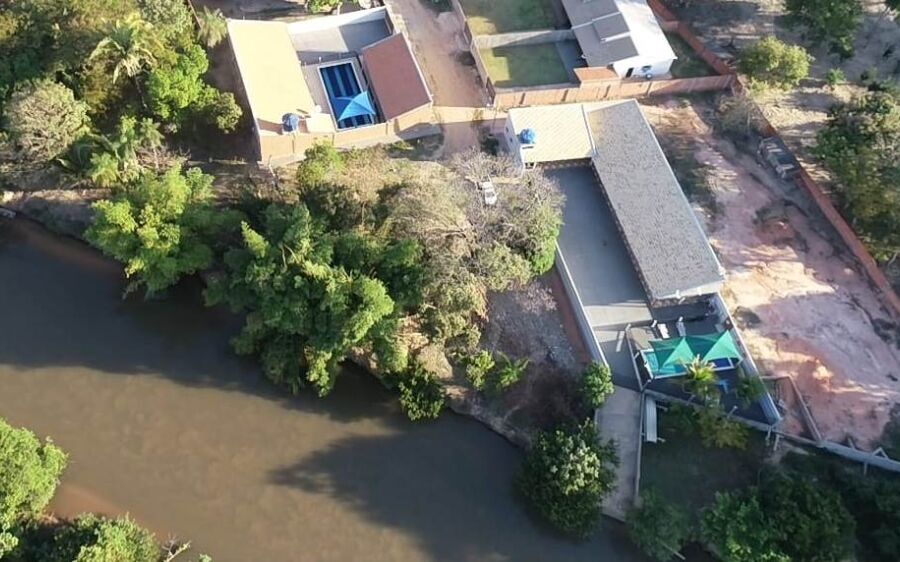 PMA autua empresário em R$ 18 mil por concluir rancho já embargado 