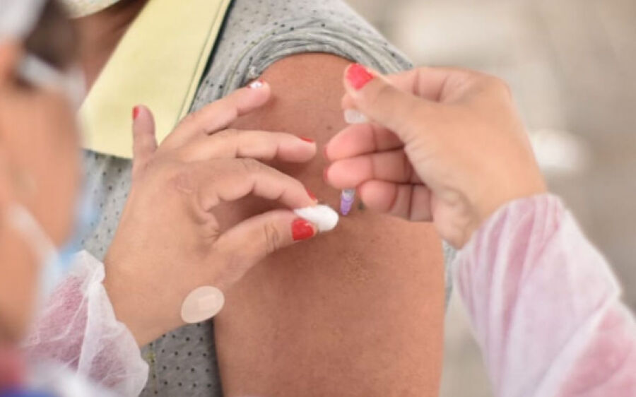 Com vacinação acelerada, Sonora começa imunizar jovens de 26 anos contra o Covid-19