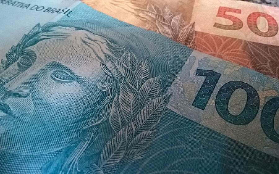 Prefeitura paga 1ª parcela do 13º salário