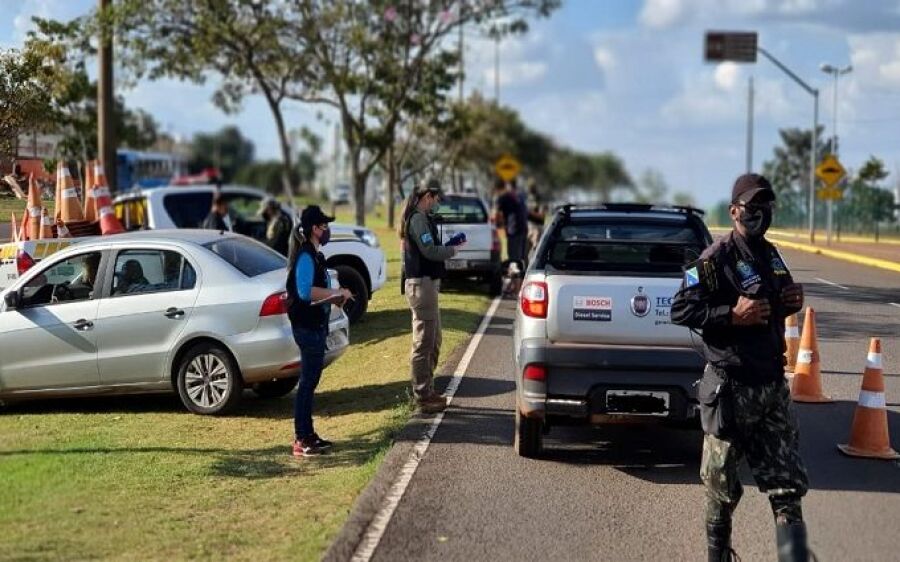 Agepan fez quase 600 abordagens e autuou 26 em fiscalizações do transporte em junho