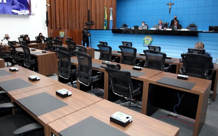 Decreto Legislativo autoriza Executivo a conceder isenção de IPVA e ICMS