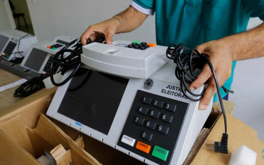 Comissão prevê rejeição de PEC do voto impresso