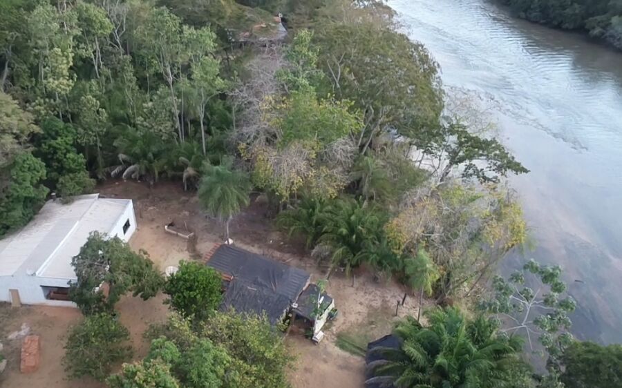 PM autua chacareiro em R$ 5,5 mil por construção de rancho as margens do Rio Taquari