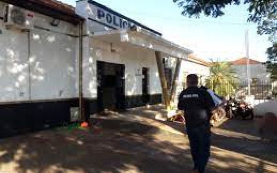 Prefeito descobre desvio de verba e denuncia próprios assessores à polícia