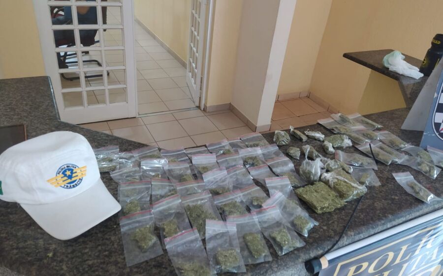 Polícia Militar em ação conjunta apreende autores de furto e tráfico de drogas em Coxim