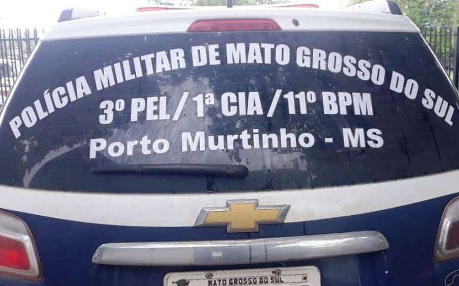 Adolescente de 15 anos mata pai com tiro no peito e diz à polícia que genitor agredia a mãe dele 