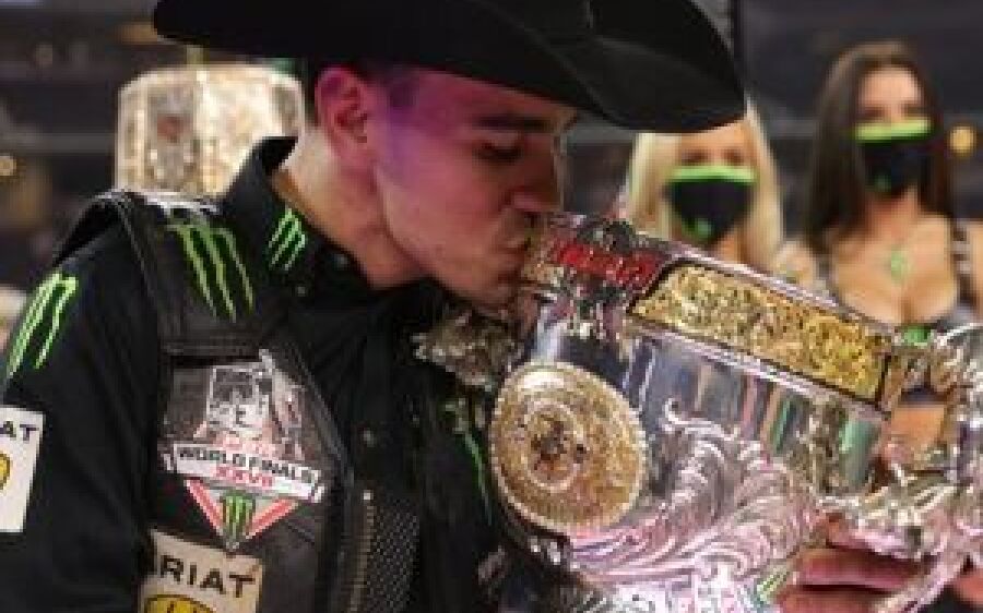 Campeão de montaria em MS, Vitinho vence 'Last Cowboy Standing' nos EUA