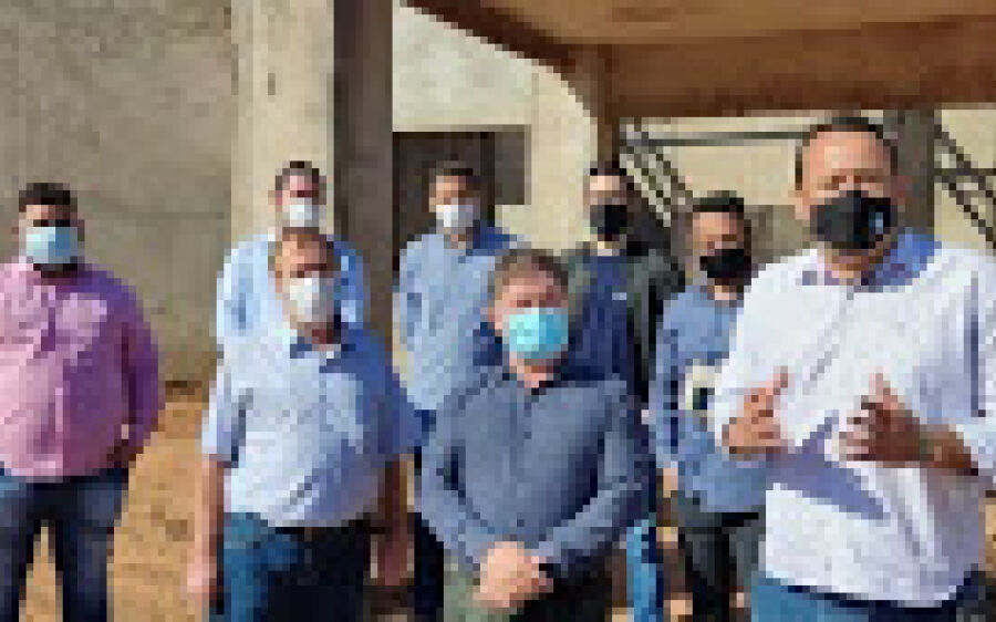 Abandonado há anos, Prefeitura vai concluir Centro de Eventos do bairro Piracema com recursos 