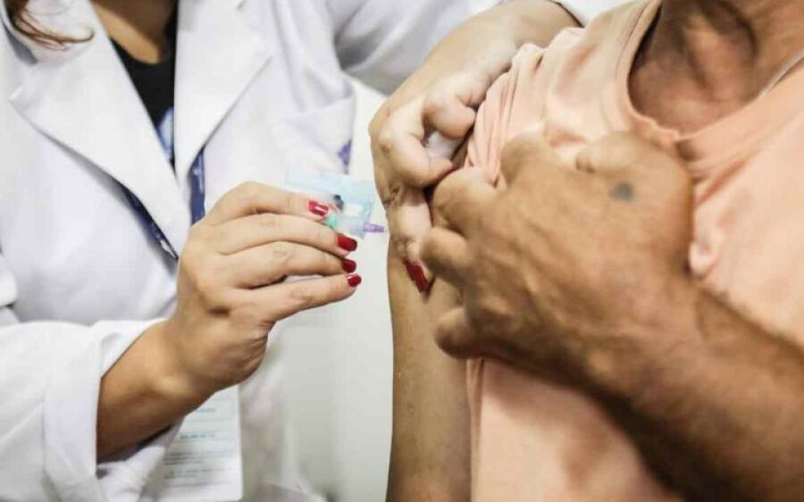 Com 18 mil vacinados contra Covid por dia, MS tem 86% dos adultos imunizados com a 1ª dose
