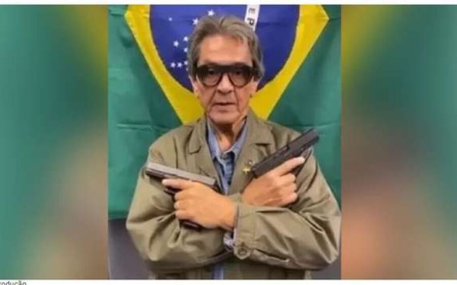 Roberto Jefferson é preso pela PF no inquérito das milícias digitais