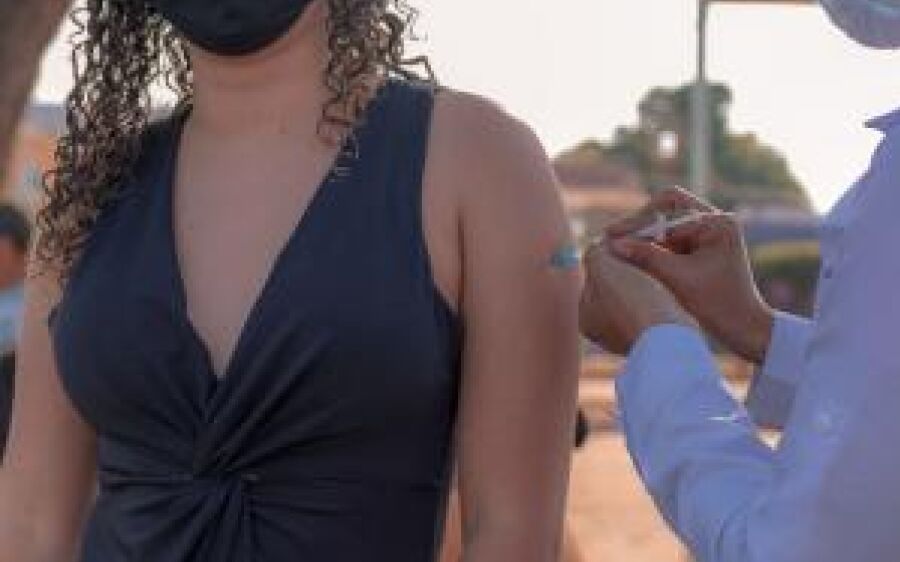 Rio Verde: Adolescentes com  15 anos serão vacinados contra a Covid-19