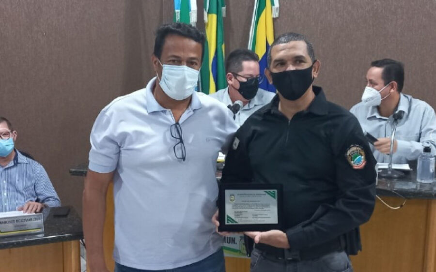 Policial Civil é homenageado por excelentes serviços prestados e elucidação de crimes