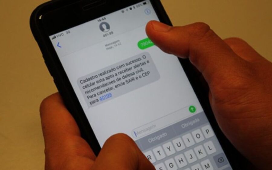 Serviço gratuito de SMS da Defesa Civil integra campanha contra incêndios; saiba como aderir