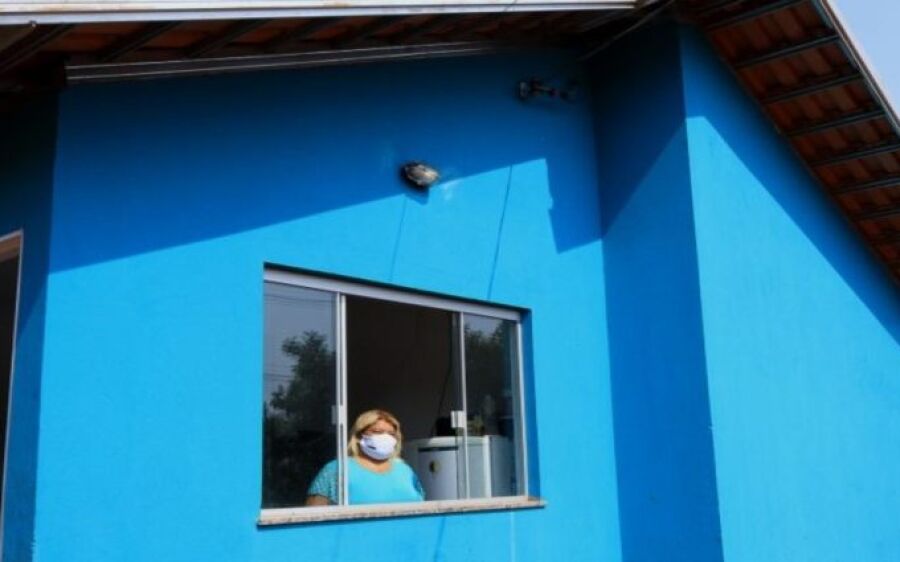 Beneficiárias lembram da conquista da casa própria; novas unidades estão sendo construídas