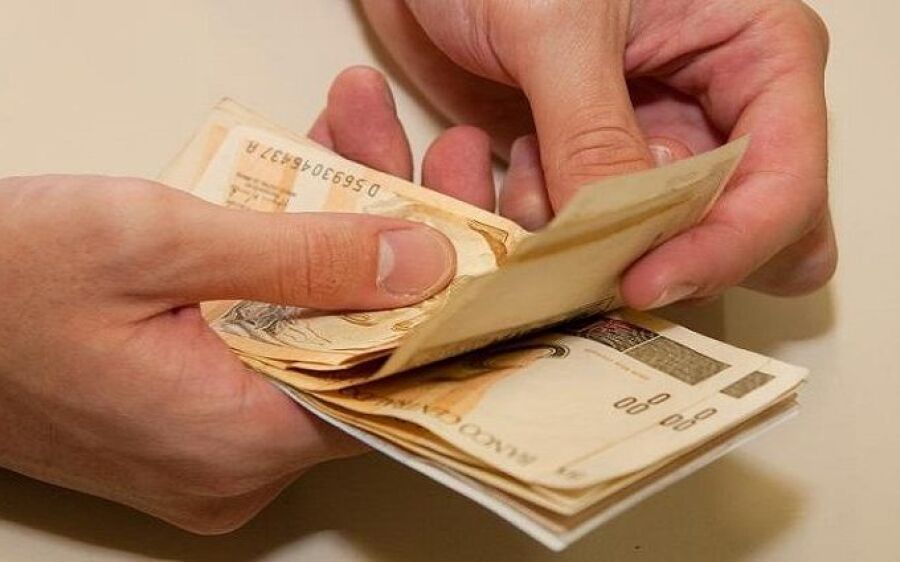Servidores começam setembro com salário na conta; folha movimenta R$ 390 mi na economia