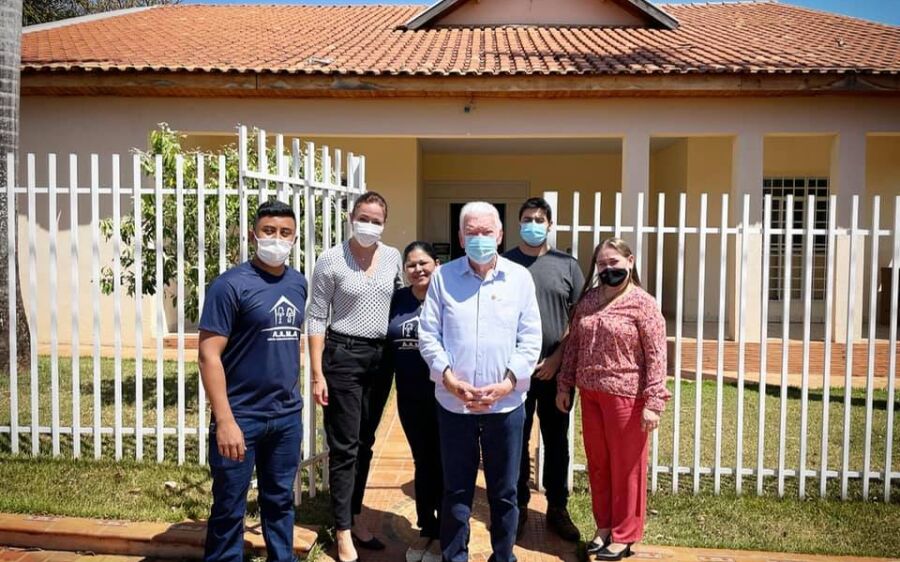 Rio Verde: Prefeito José de Oliveira visita o Abrigo e entrega doações