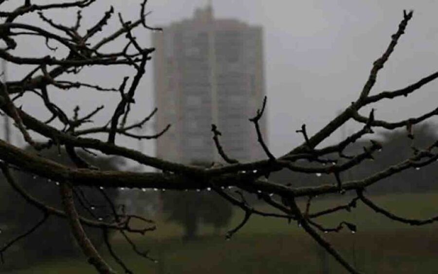 Última frente fria do ano deve chegar na quarta-feira em MS com chuva e frio de 10ºC