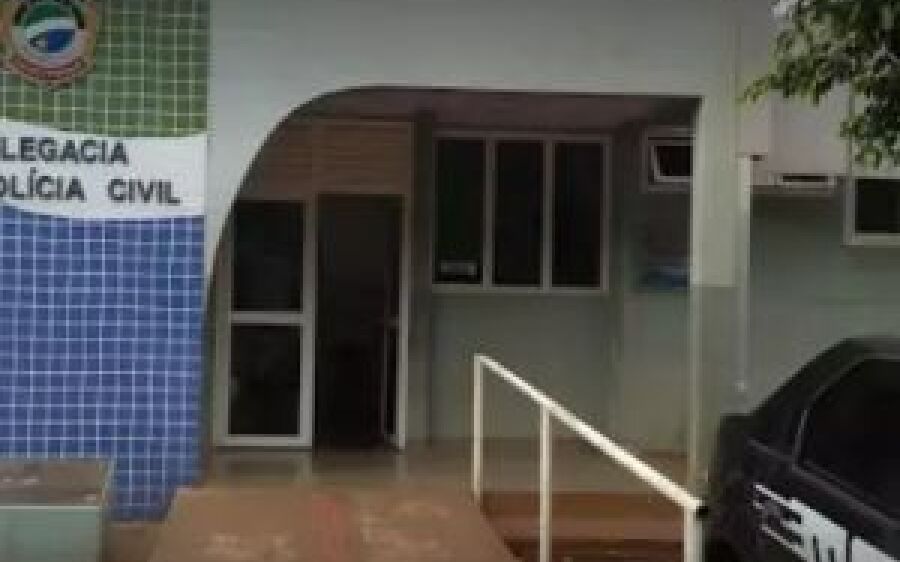 Babá dorme e crianças de 2 e 3 anos são encontradas na rua por desconhecida