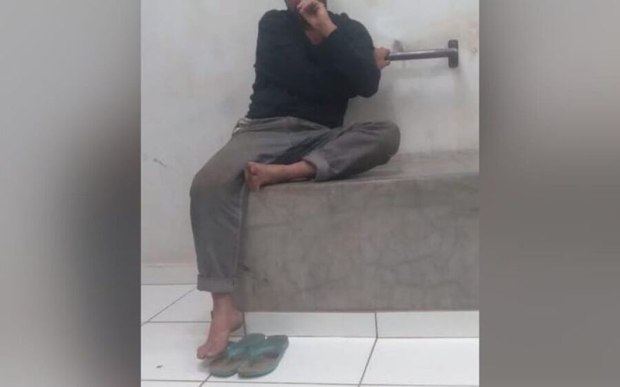 Menina de 6 anos pede socorro após homem tentar beijá-la no Centro de Campo Grande