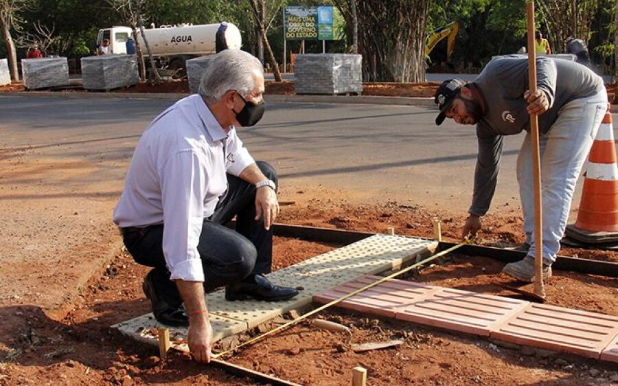 Com trabalhos a todo vapor, governador vistoria obra de revitalização do Parque dos Poderes