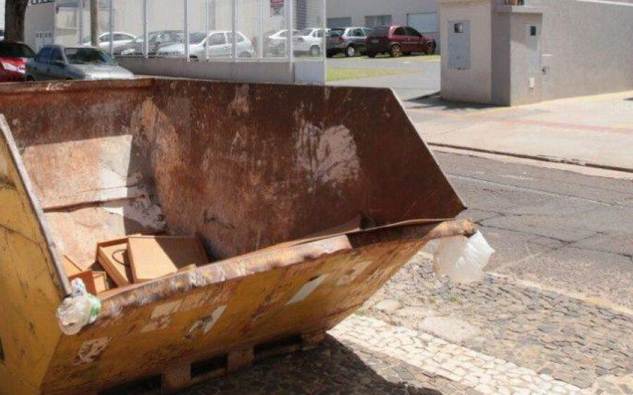 Envolvidas em acidentes com mortes, caçambas de entulho precisam seguir regras em Campo Grande