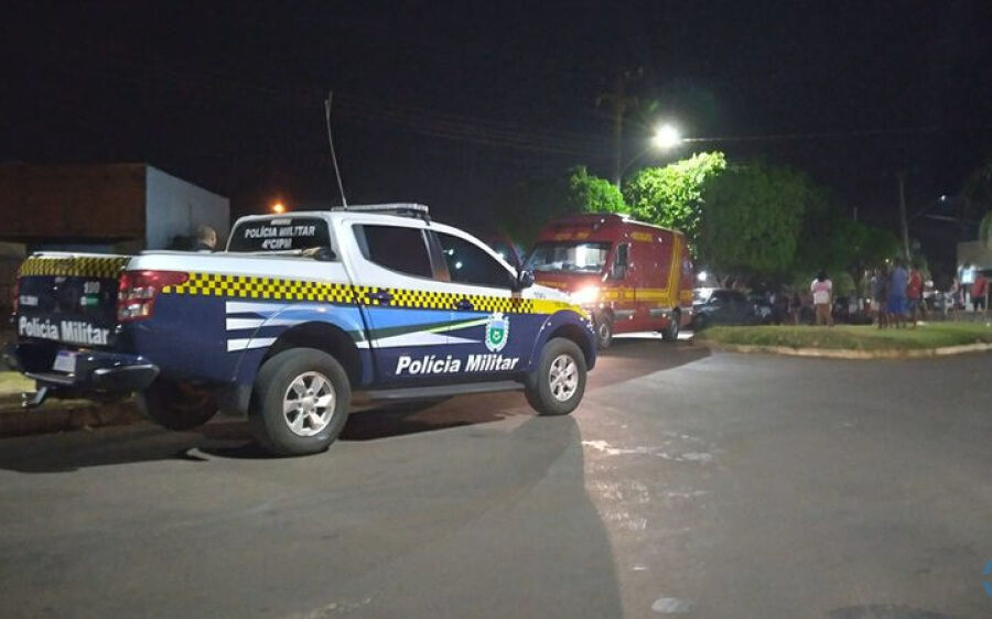 Homem é assassinado a facadas após briga em lanchonete