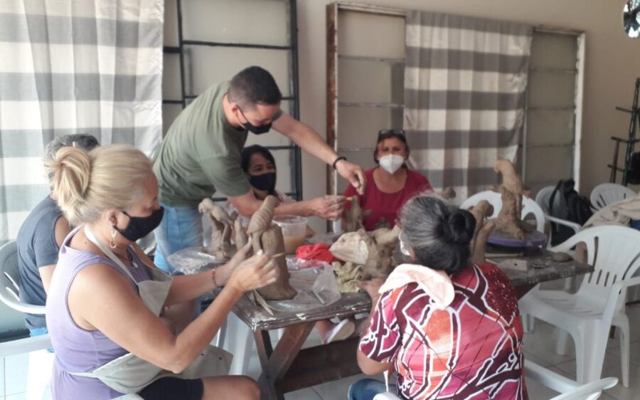 Oficina de modelagem em argila aconteceu em Coxim neste fim de semana