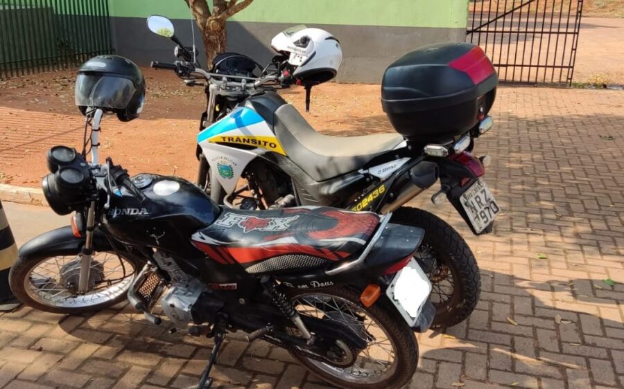 Polícia Militar de Coxim recupera moto furtada