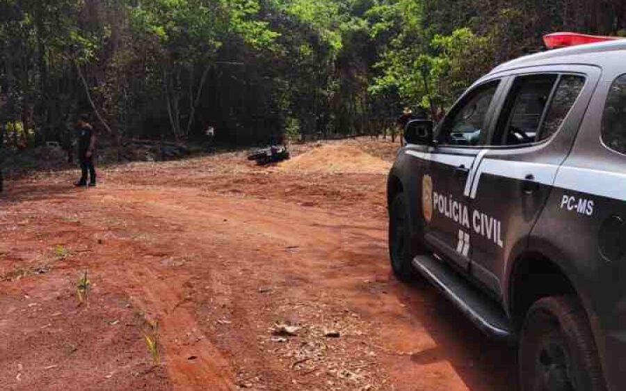 Ferida a tiros pelo ex-marido, mulher fica paraplégica e passa por cirurgia na Santa Casa