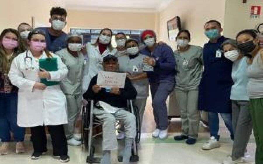 Idoso fica 191 dias internado com Covid, sendo 100 deles intubado