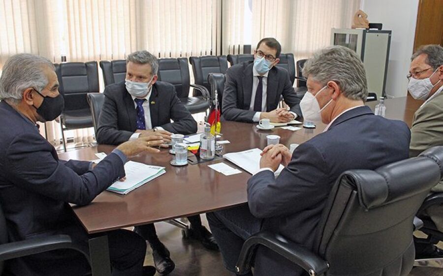 Governador discute Rota Bioceânica e programas  de sustentabilidade com  cônsul da Alemanha