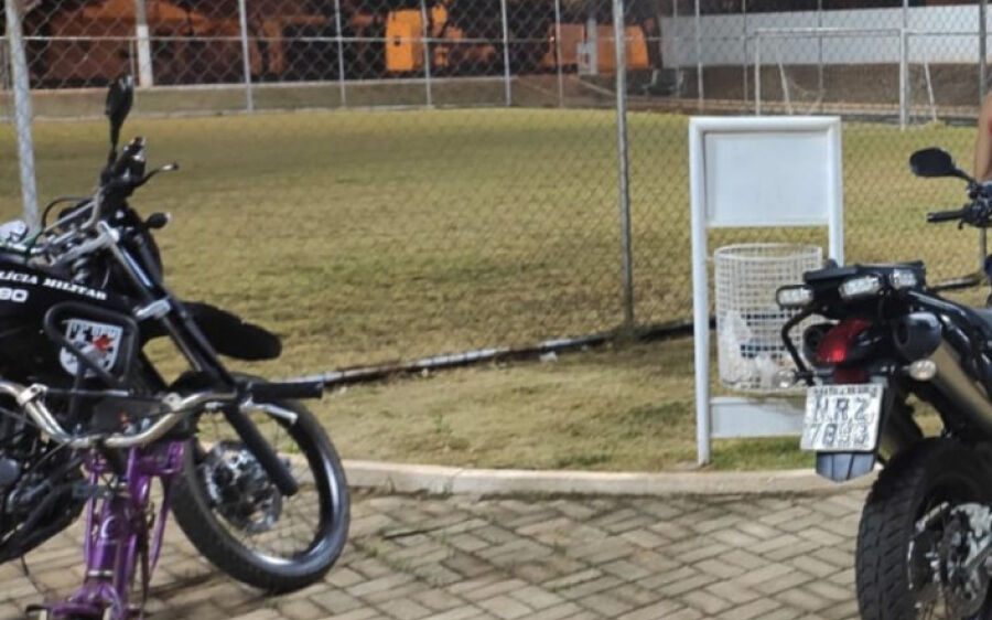 Polícia Militar apreende dois homens com maconha na praça poliesportiva de Paranaíba
