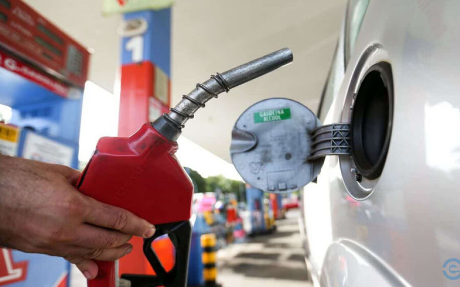Petrobras anuncia reajuste nos preços da gasolina e do gás de cozinha