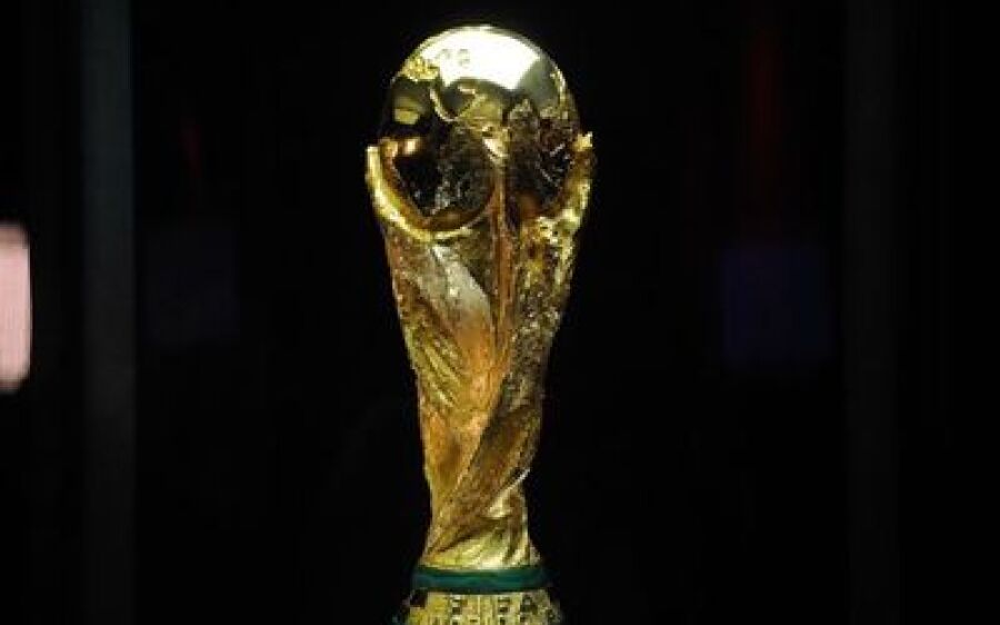 Presidente da Fifa volta a defender Copa do Mundo a cada dois anos