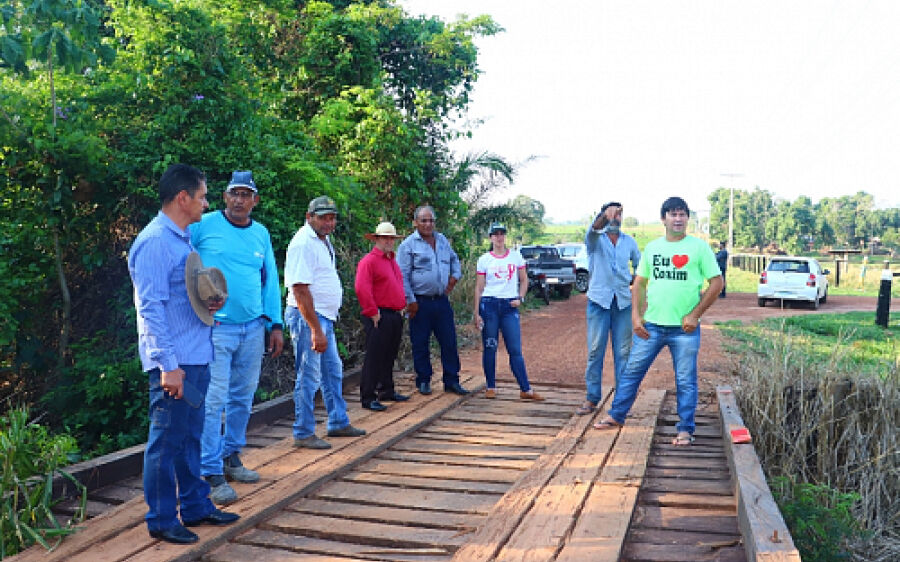 Prefeito e vereadores vistoriam pontes na área rural de Coxim