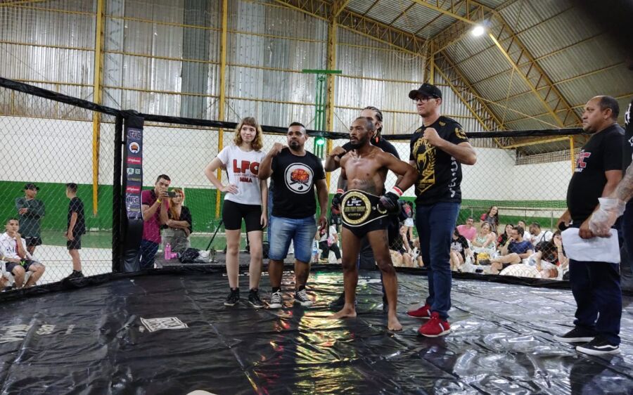 Ex-morador de Coxim vence Campeonato Interestadual de MMA