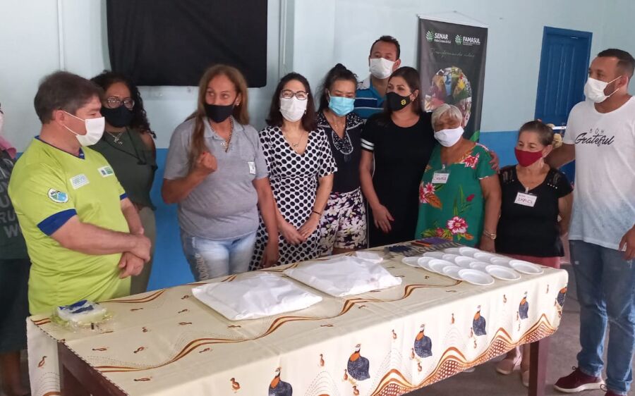 Coxim: Terminou sábado o curso de Artesanato em Palha de Milho