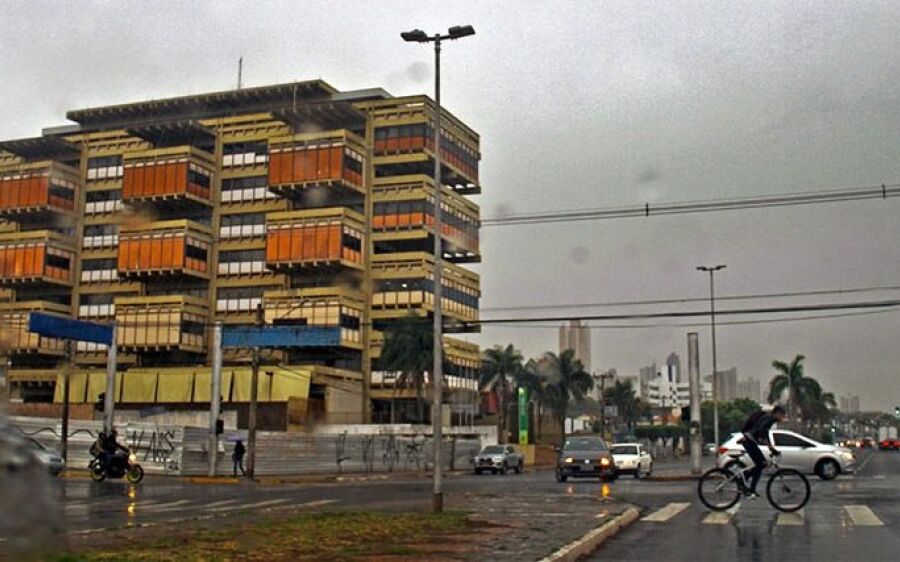 Chuva ganha força a partir deste sábado e pode trazer nova tempestade para MS