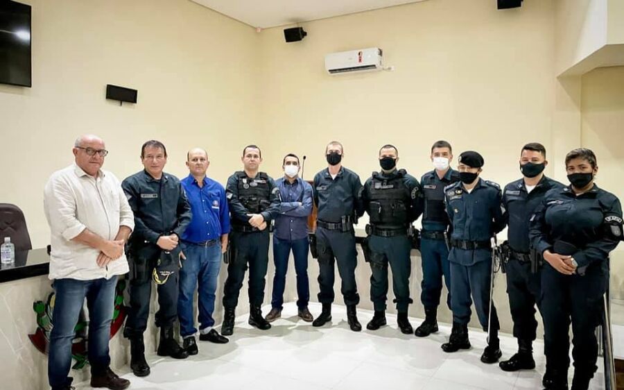Réus Fornari representa Rio Verde em Solenidade de troca de Comando do 3º Pelotão da Polícia Militar