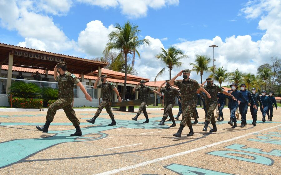 Policiais Militares finalizam curso de adaptação ao Pantanal realizado pelo 47º BI em Coxim