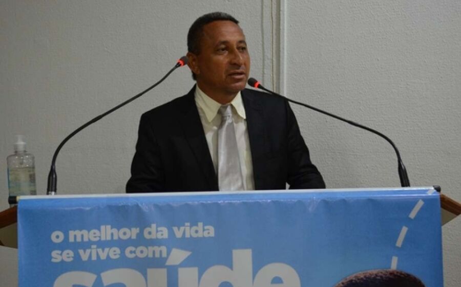 Por meio de indicação, Ângelo Gari solicita proteção a coletores de lixo em Coxim
