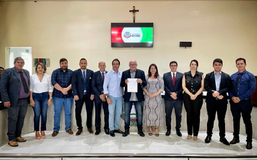 Réus Fornari é empossado novo Prefeito de Rio Verde