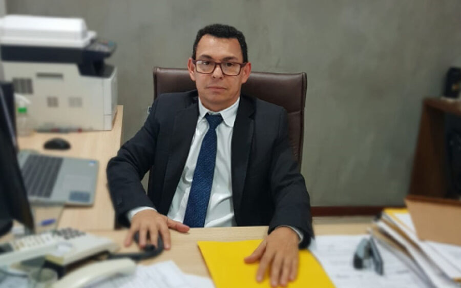 Advogado coxinense aciona  Michel Teló na Justica