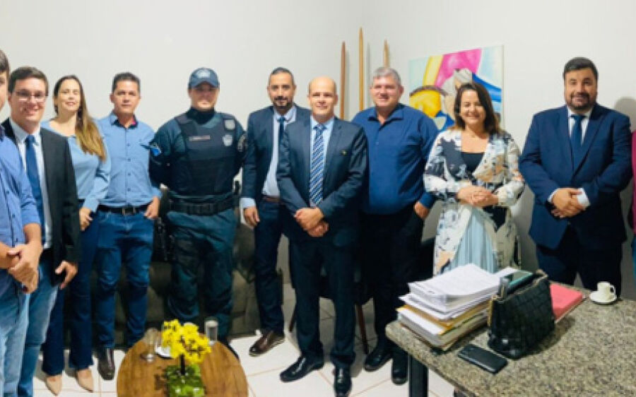Comandante da Polícia Militar de Rio Verde reúne com vereadores 