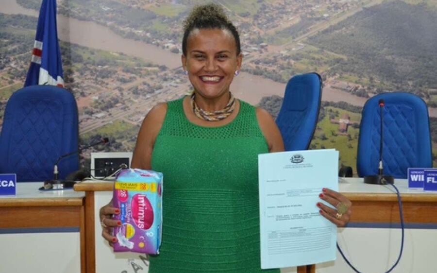 Por unanimidade, Câmara aprova Projeto de Lei “Absorvendo Saúde”, de autoria de Marly Nogueira