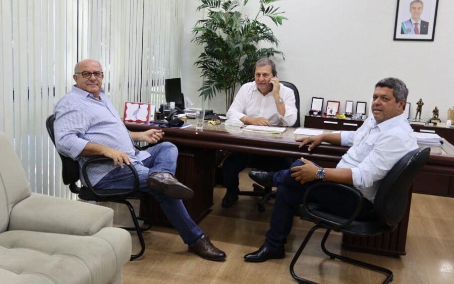 Rio Verde: Réus Fornari reune com o Secretário Sérgio de Paula e com o  Coordenador Jorginho