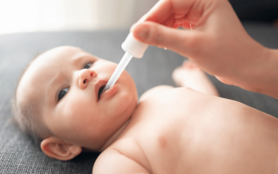 Pais ou responsáveis devem levar crianças a uma Unidade de Saúde para tomar Vitamina A