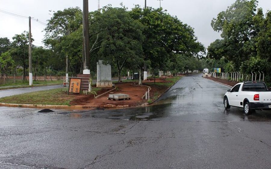 Parque dos Poderes: Com avanço das obras, trecho da Avenida do Poeta é liberado