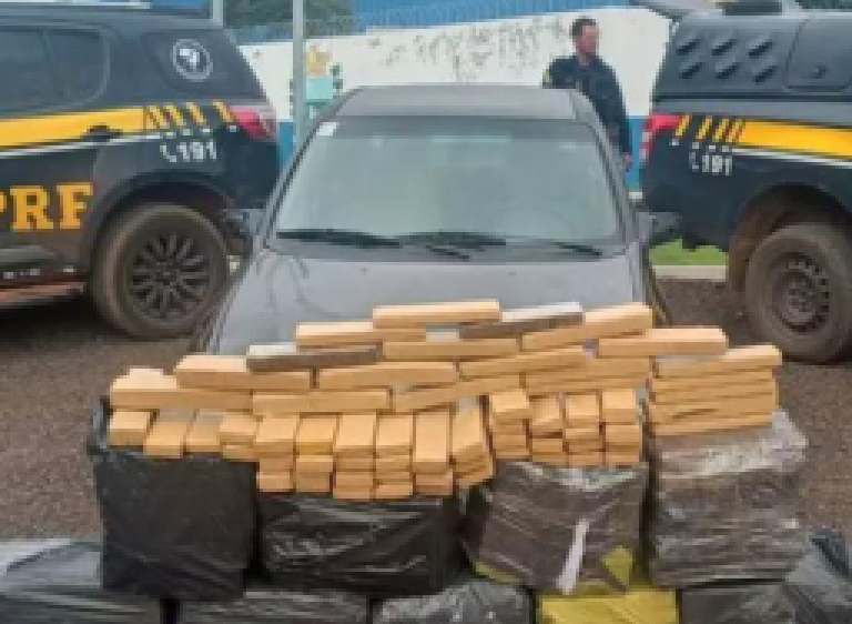 Casal é preso em hotel com carro carregado de maconha