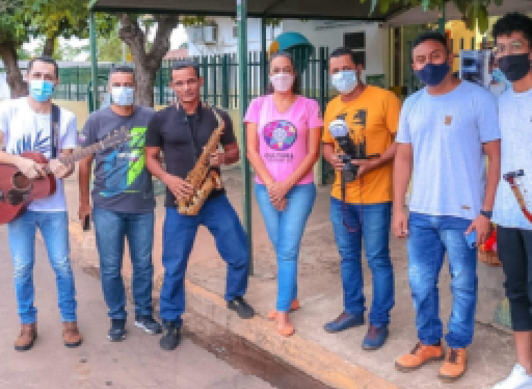 Assessoria Especial de Cultura realiza ação cultural solidária no Hospital Municipal de Rio Verde